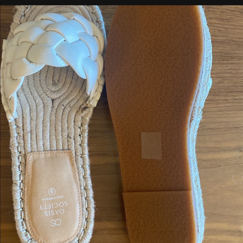 Sandals - Picture 2 of 2
